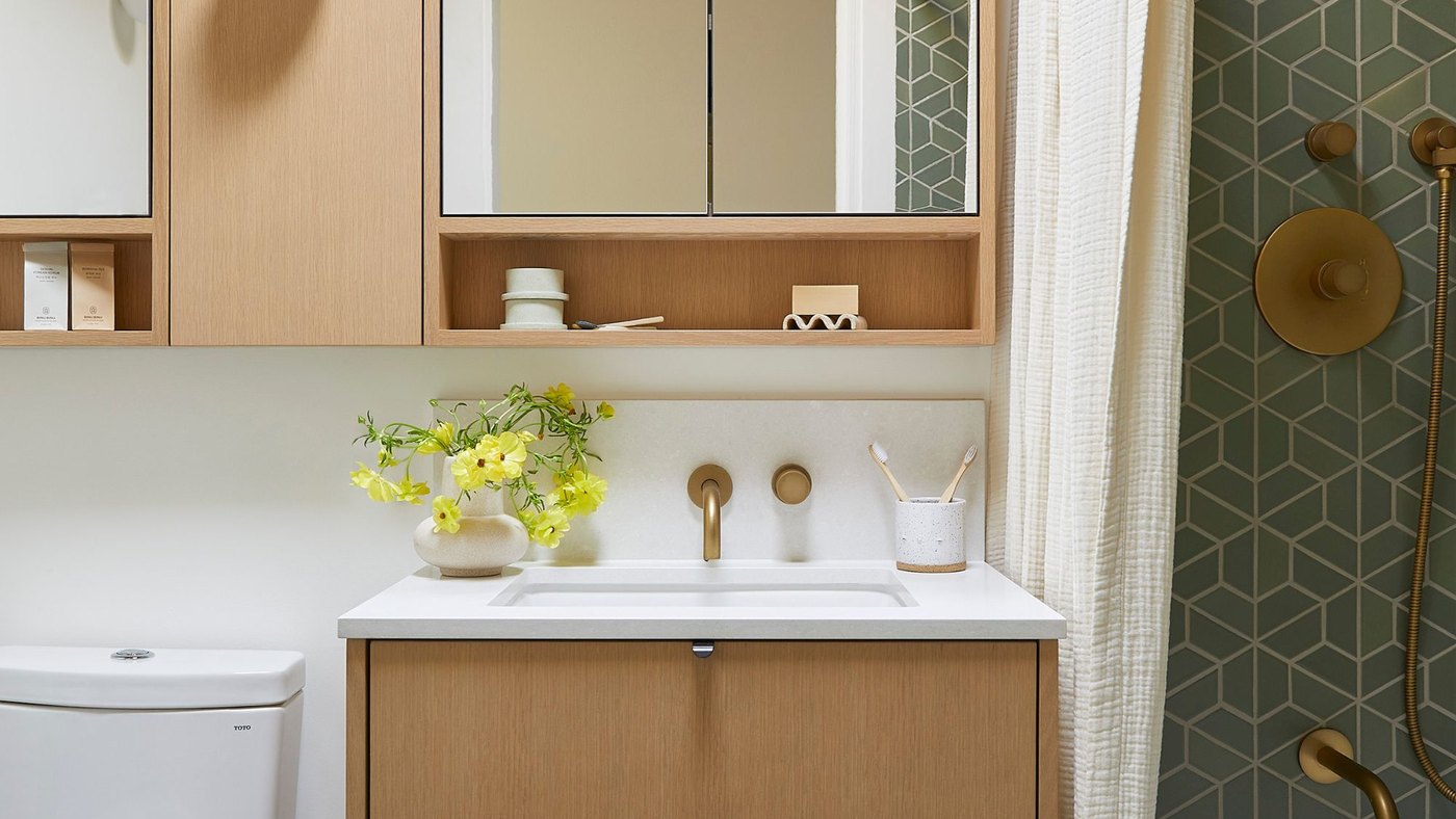 Bathroom Remodeling: Small Space, Big Comfort